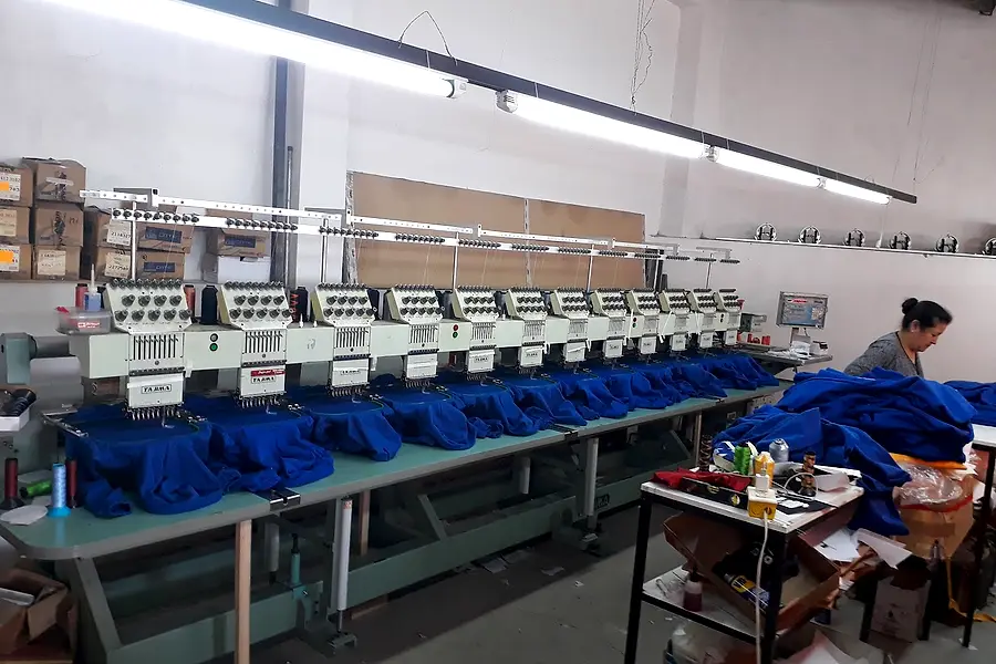Fabrica De Gorras y Bordados. Comercial "Llangari Constante" — foto 2