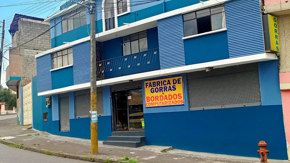 Fabrica De Gorras y Bordados. Comercial "Llangari Constante"