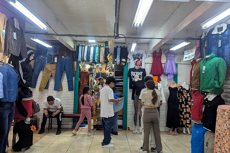 Centro Comercial de Mayoristas y Negocios Andinos — foto 4