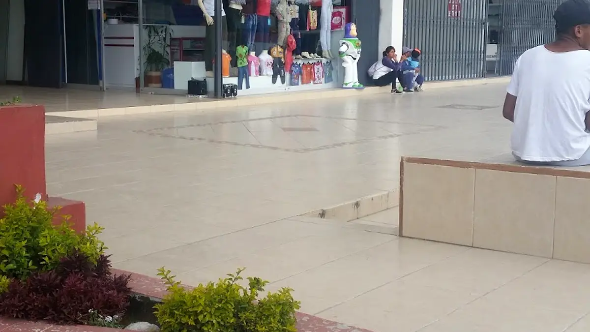 ROPA DE FÁBRICA WILMAS FASHION — foto 1