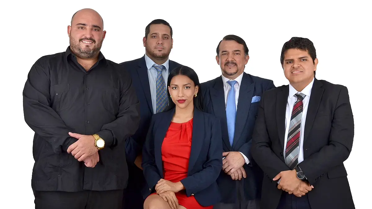 VARAS LAW FIRM SAS