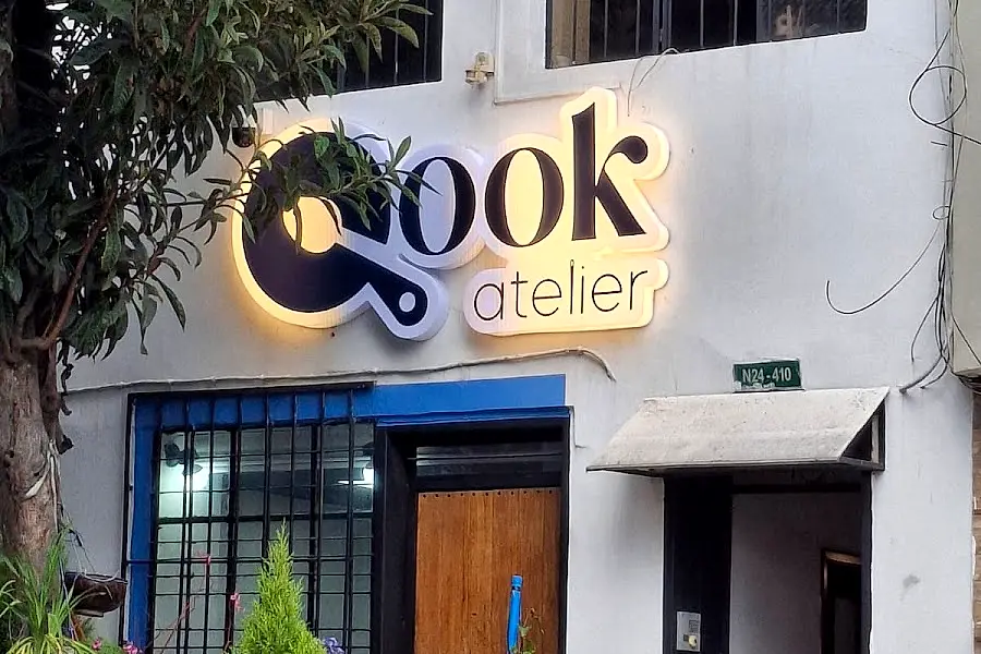 QOOK ATELIER By Caché Uniformes — foto 4