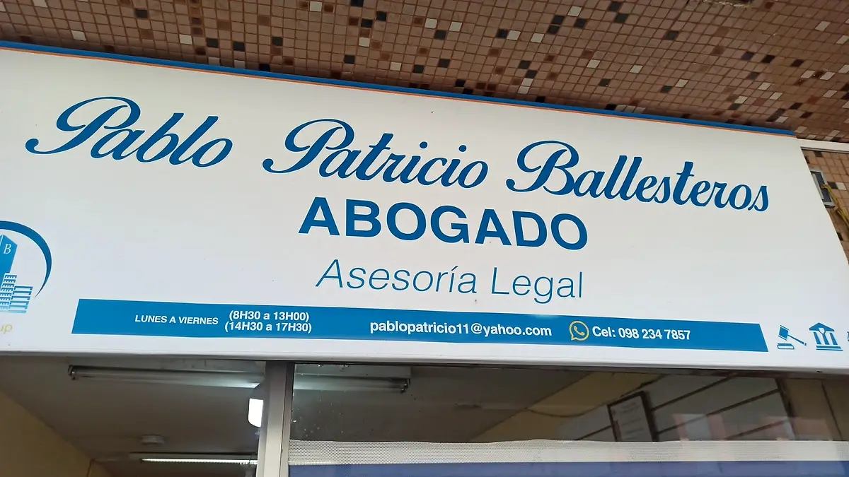 Abogado Msc. Pablo Ballesteros