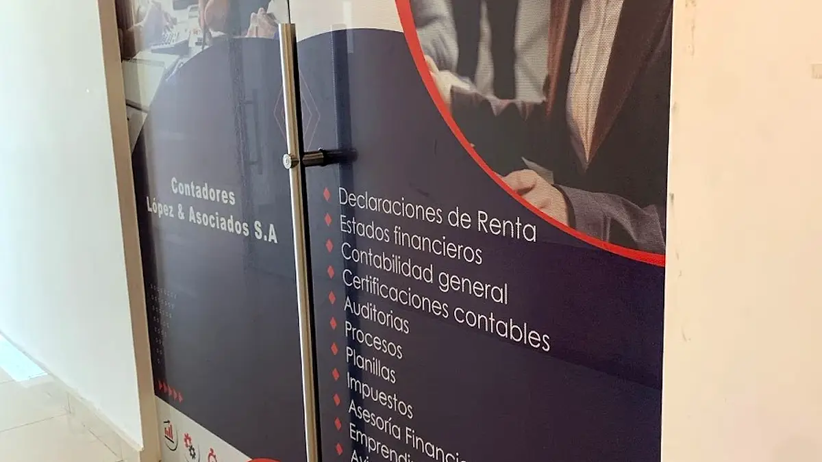 Contadores López y Asociados, S.A.