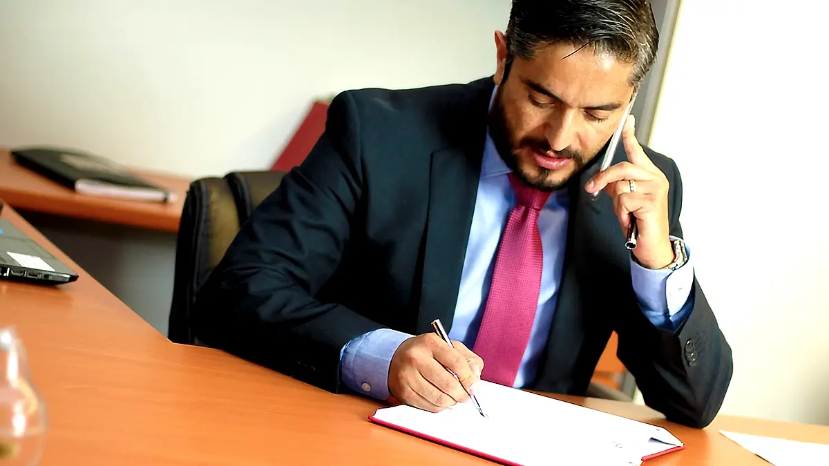 ABOGADOS en la WEB