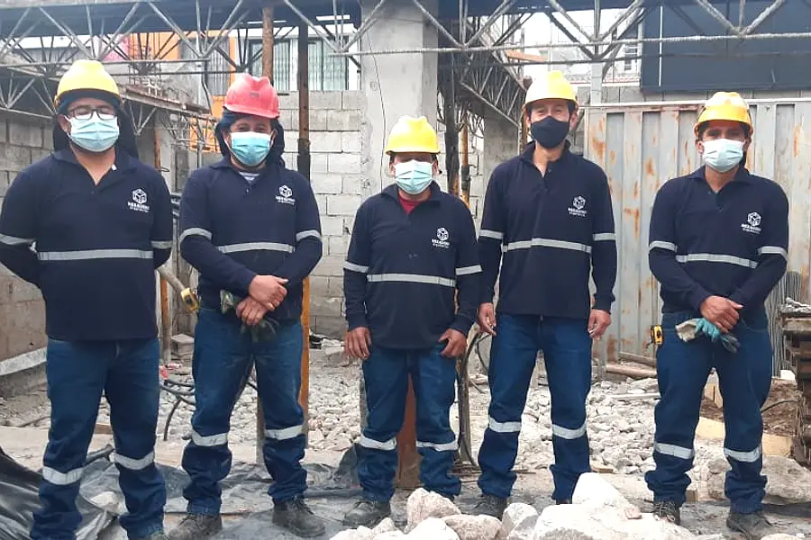 UNIFORMES EMPRESARIALES AM. CONFECCIONES — foto 4