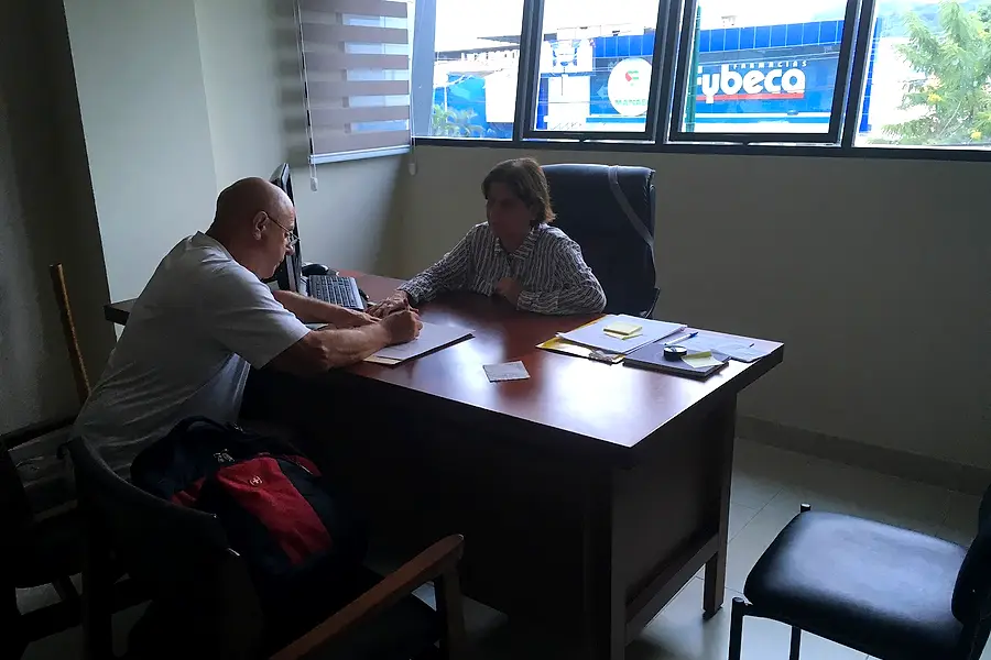 Zambrano & Asociados (Immigration and Real Estate Lawyer in Ecuador) — foto 2