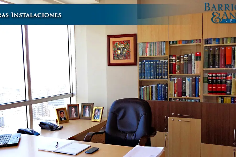 Barrionuevo & Andrade, Abogados — foto 3