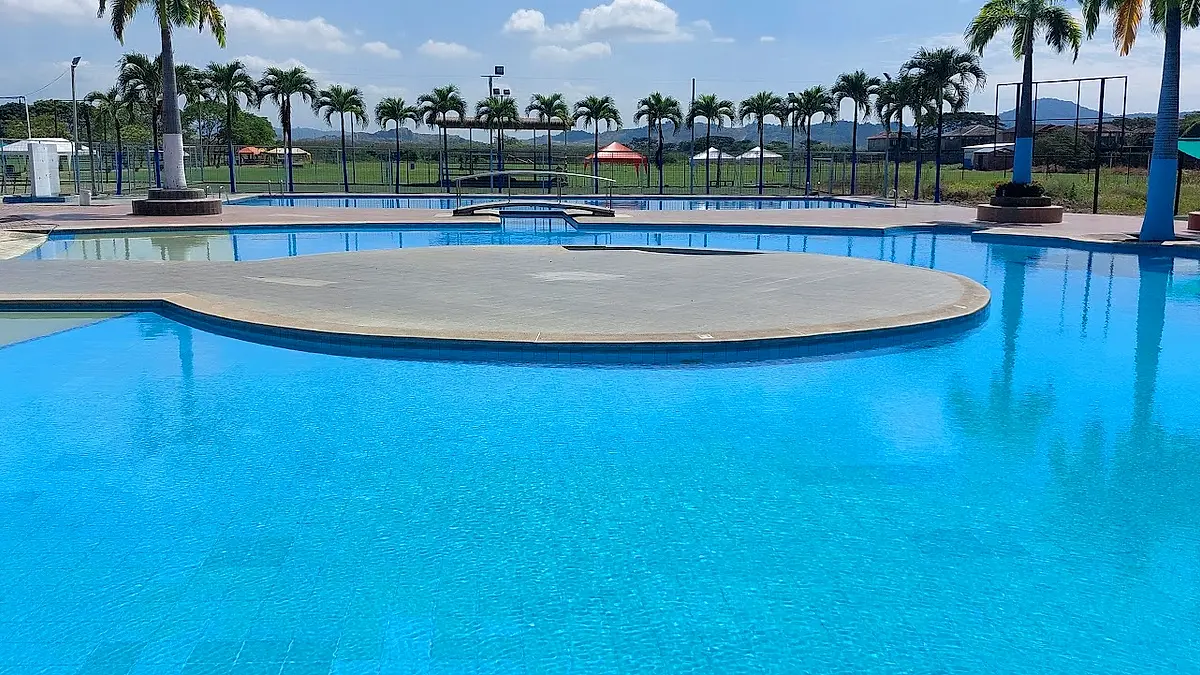 Complejo Deportivo Colegio De Abogados — foto 1