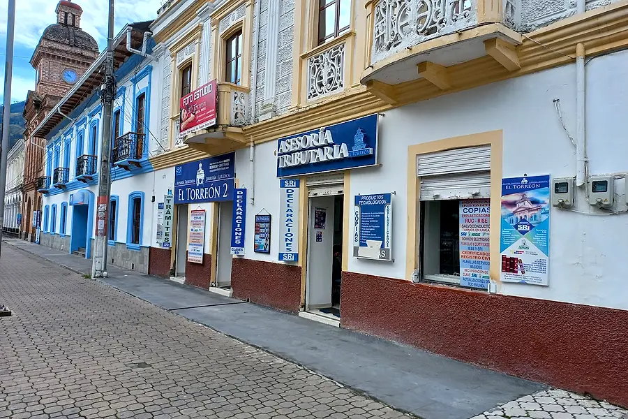 ASESORÍA TRIBUTARIA, CONTABLE Y LABORAL "EL TORREÓN" CIA. LTDA. — foto 2