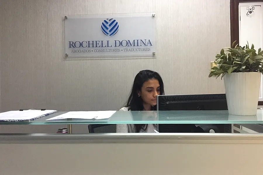ROCHELL DOMINA ABOGADOS MIGRATORIOS ,CONSULTORES Y TRADUCTORES — foto 2