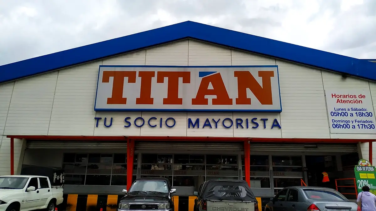Titán Solanda — foto 1
