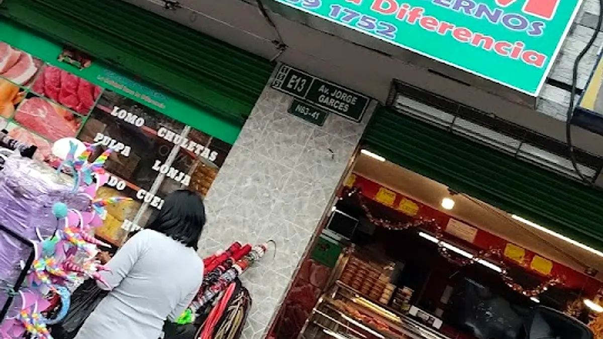 Frigo Cárnicos Modernos F-C-M Comité del pueblo — foto 1