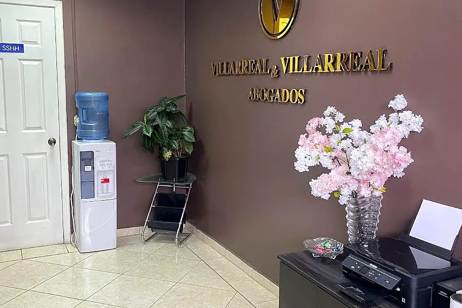 Villarreal & Villarreal Asociados - Consultoría Legal Ibarra — foto 3