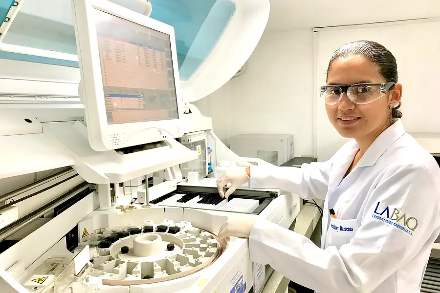 LABAQ – Laboratorios Baquerizo | Laboratorio Clínico en Guayaquil — foto 4