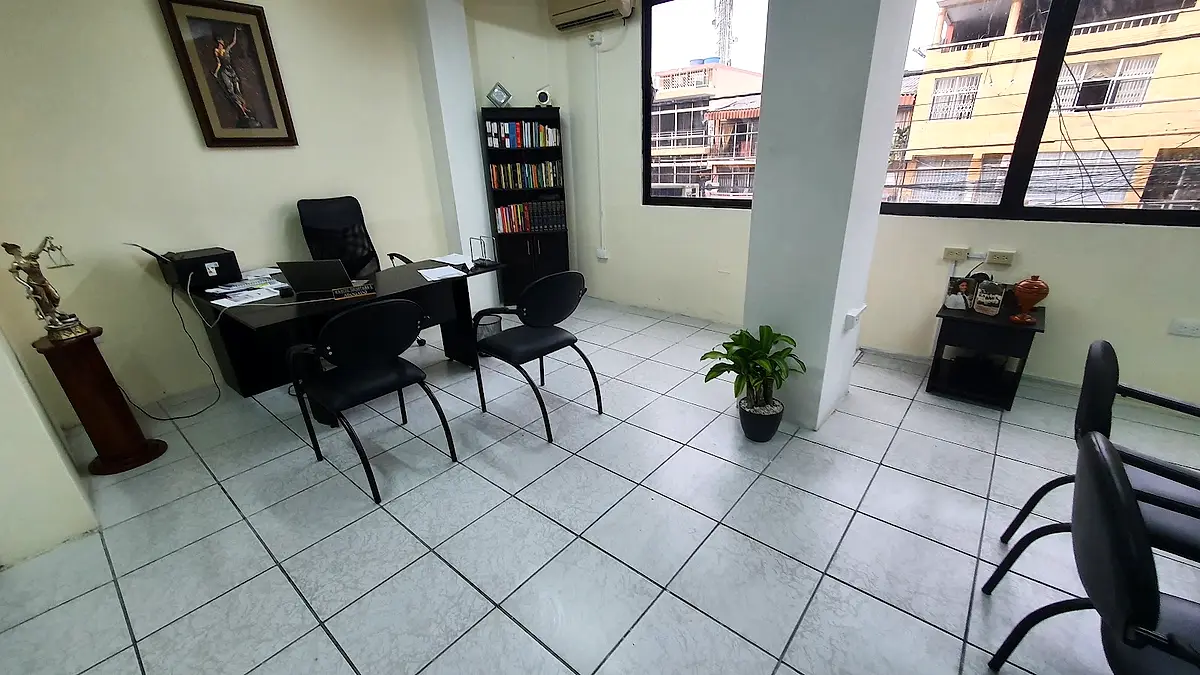 ESTUDIO JURÍDICO SUQUITANA & ASOCIADOS