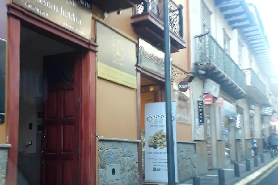Consultorio Jurídico Abg. Edison Caiza y Dra. Carmita Sanmartin — foto 4