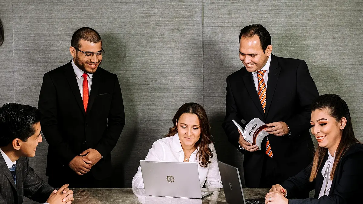 Ludeña & Asociados