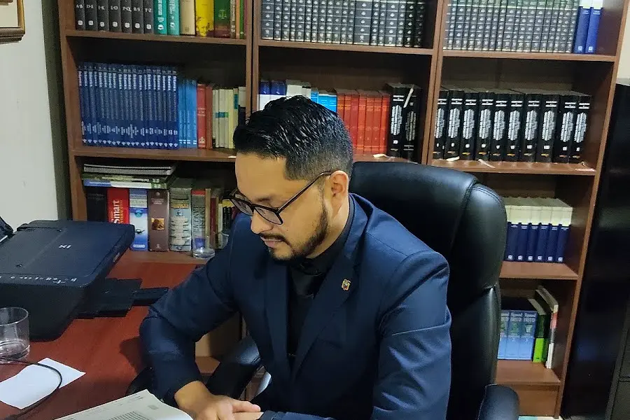 Abogado Steven Reyes — foto 2