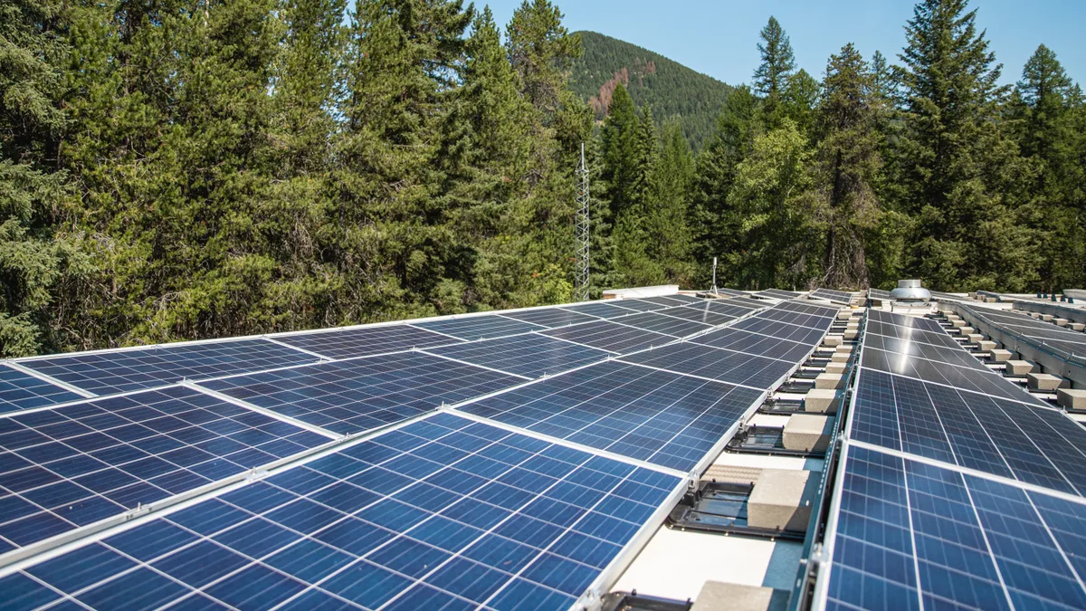Foto de Instalación de paneles solares